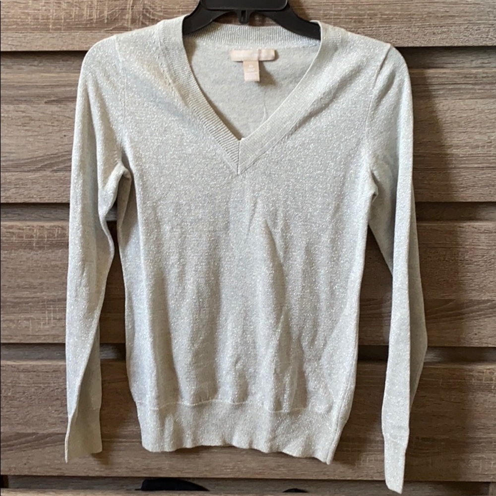 Banana republic silver  v neck